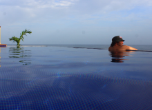 Los Mangos Hotel - Pool View