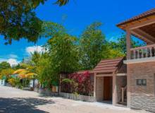 The Laguna Retreat by Dreamsurf travel